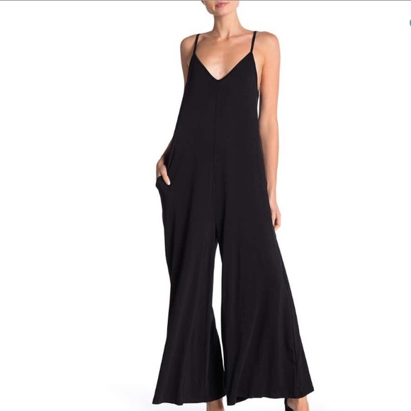 SOLD 🔴 SALE $49 🌟 HP 🌟 5.23.20 jumpsuit - Picture 3 of 4